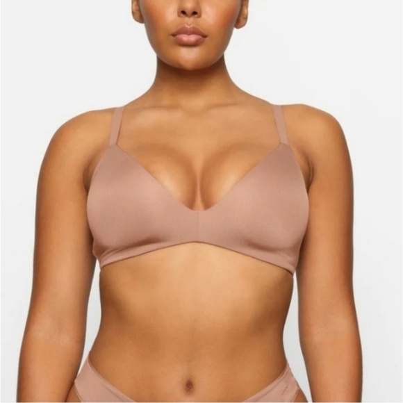Skims Wireless Form TSHIRT DEMI BRA Sienna Size 34A NWT - Picture 1 of 5